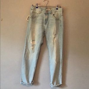 Light Wash Boyfriend Jeans